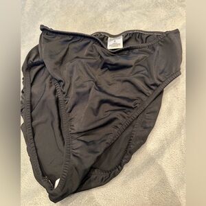 VENUS Ladies Women Size 2 Black Bikini Bottoms